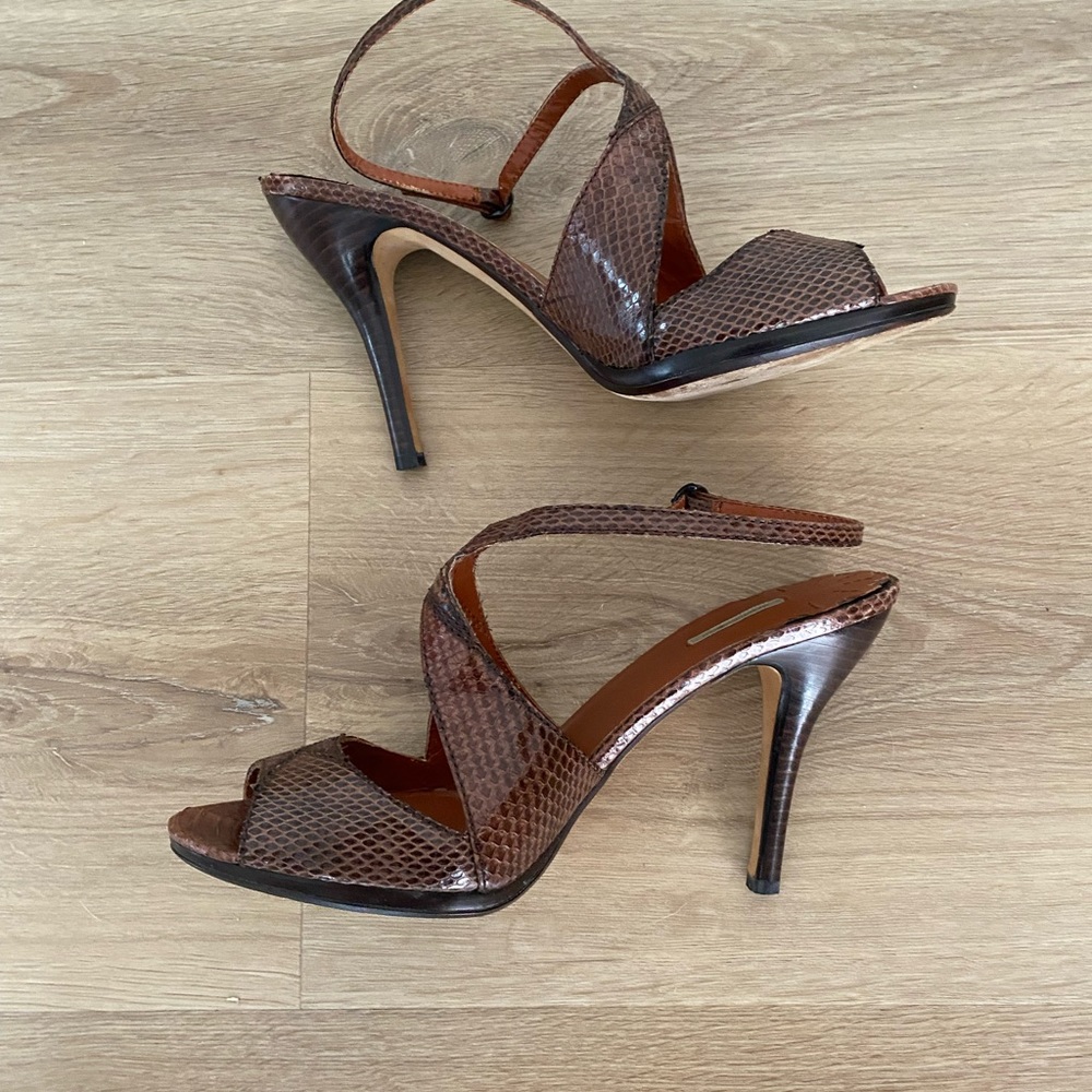 Max Studio authentic snakeskin heels. Size 9